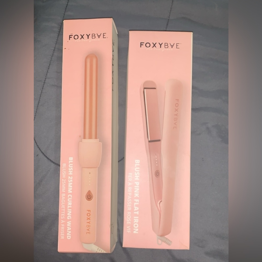Foxybae blush 25mm curling wand and flat iron